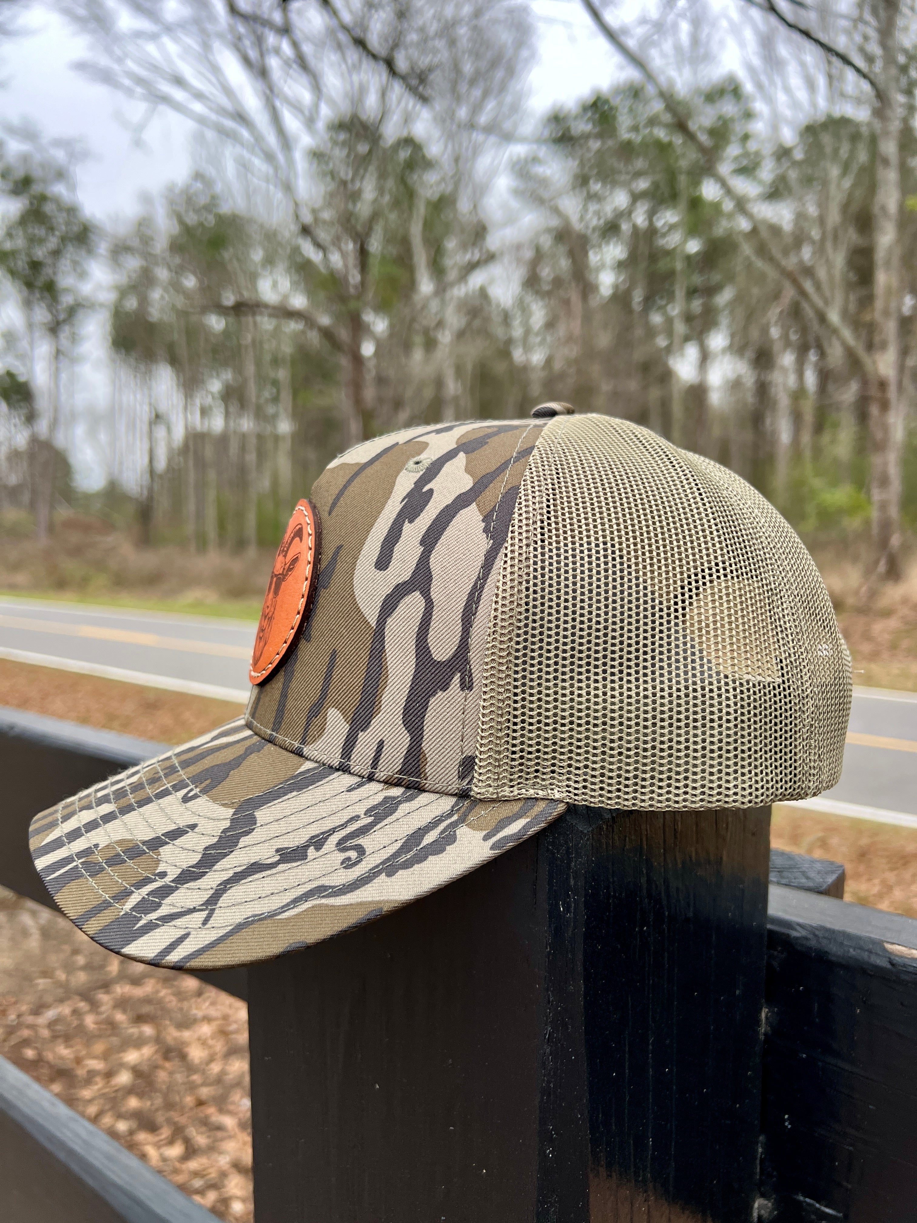 MOSSY OAK TRUCKER-1